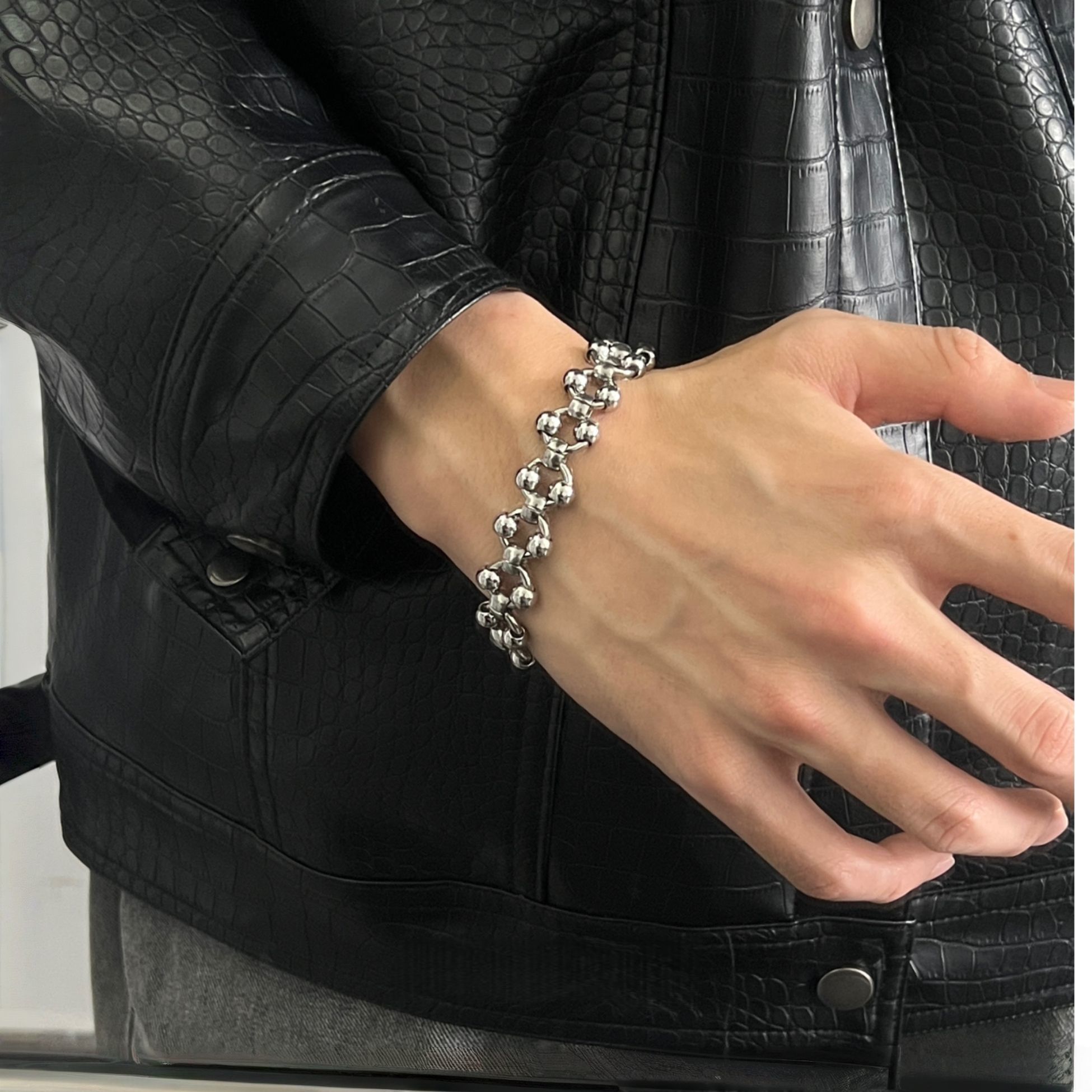 Streetwear Brand Jewelry - سوار خرز فولاذي مجوف بتصميم بانك