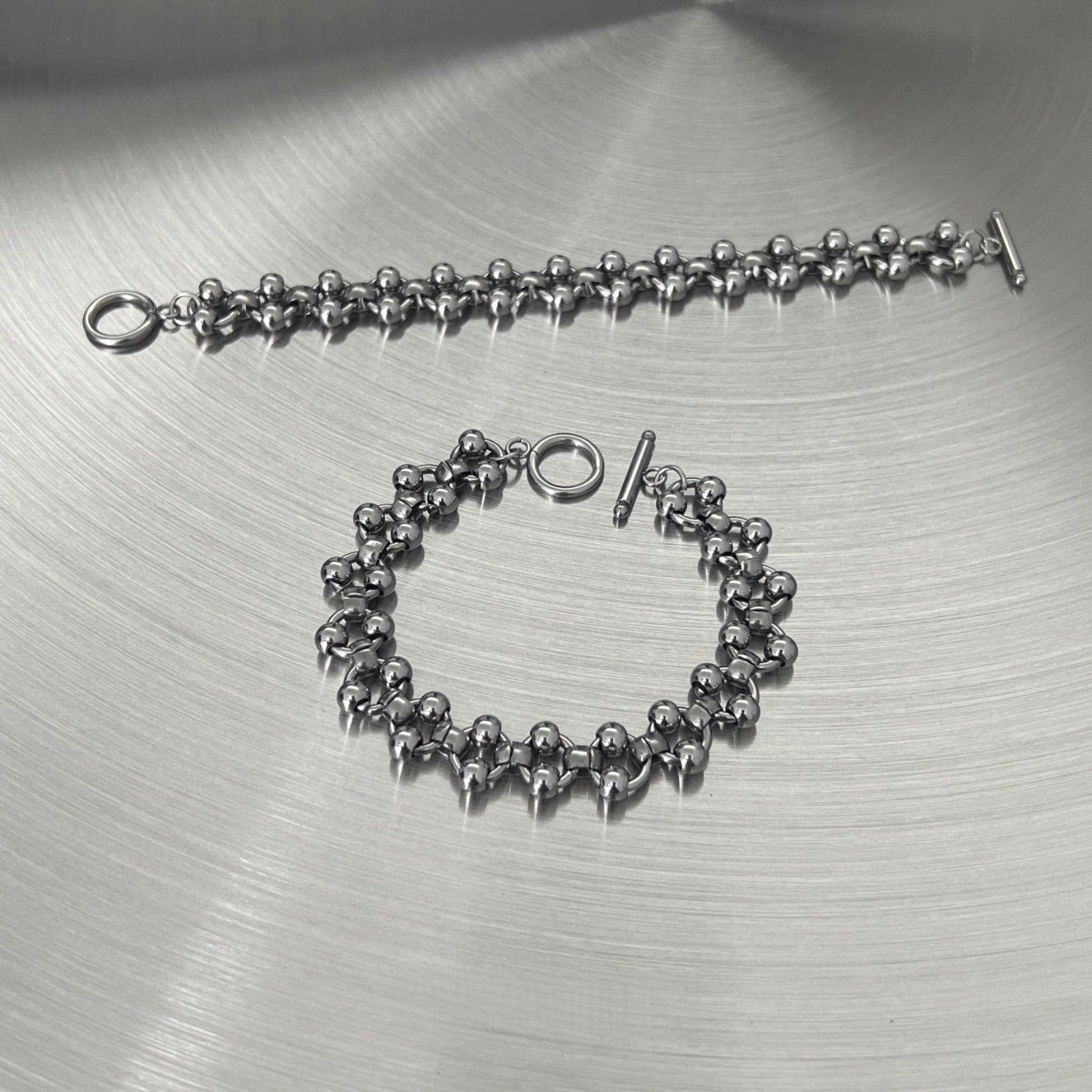 سوار خرز فولاذي مجوف بتصميم با - مراجعة Streetwear Brand Jewelry وسعره