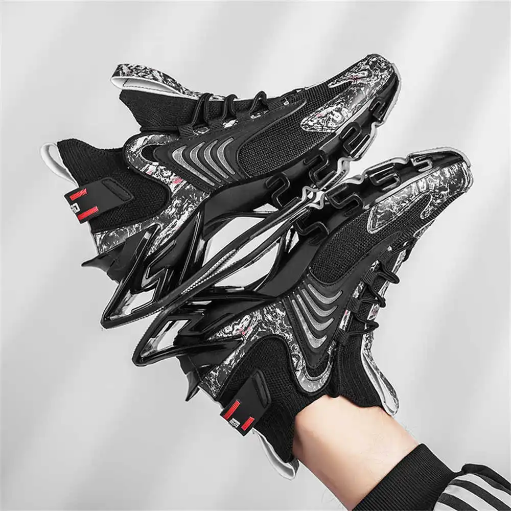 الأزرق الانزلاق على أحذية طويل - مراجعة Streetwear Brand Shoes وسعره