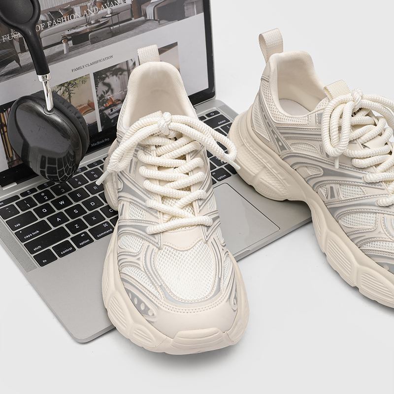المتخصصة العلامة التجارية ربيع - مراجعة Streetwear Brand Shoes وسعره