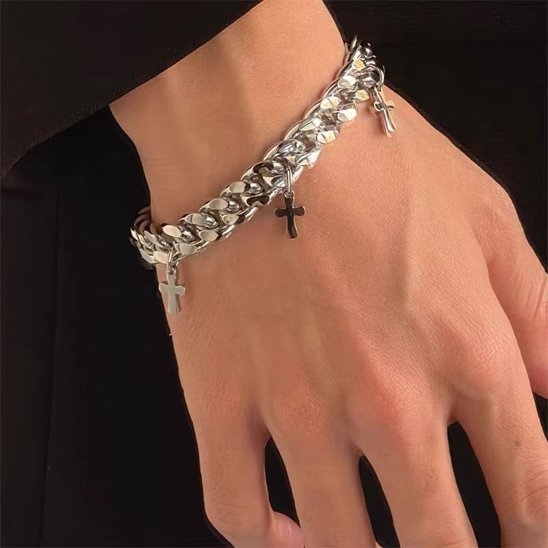 منتج رائج عالميًا: سوار بسلسلة - مراجعة Streetwear Brand Jewelry وسعره