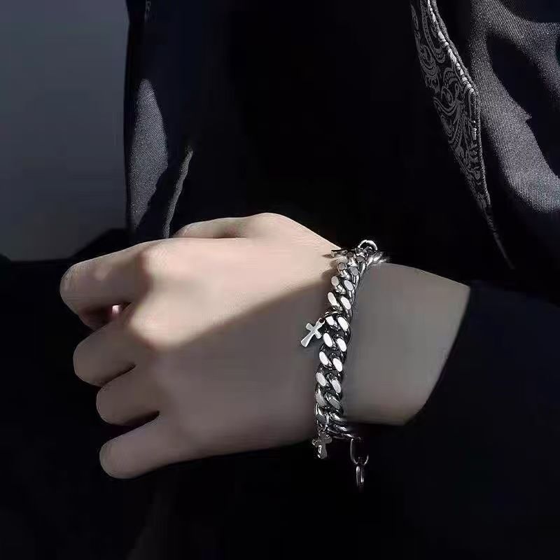 منتج رائج عالميًا: سوار بسلسلة - مراجعة Streetwear Brand Jewelry وسعره