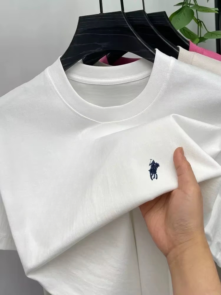 تي شيرت كلاسيكي بشعار العلامة  - مراجعة Streetwear Brands Logo وسعره